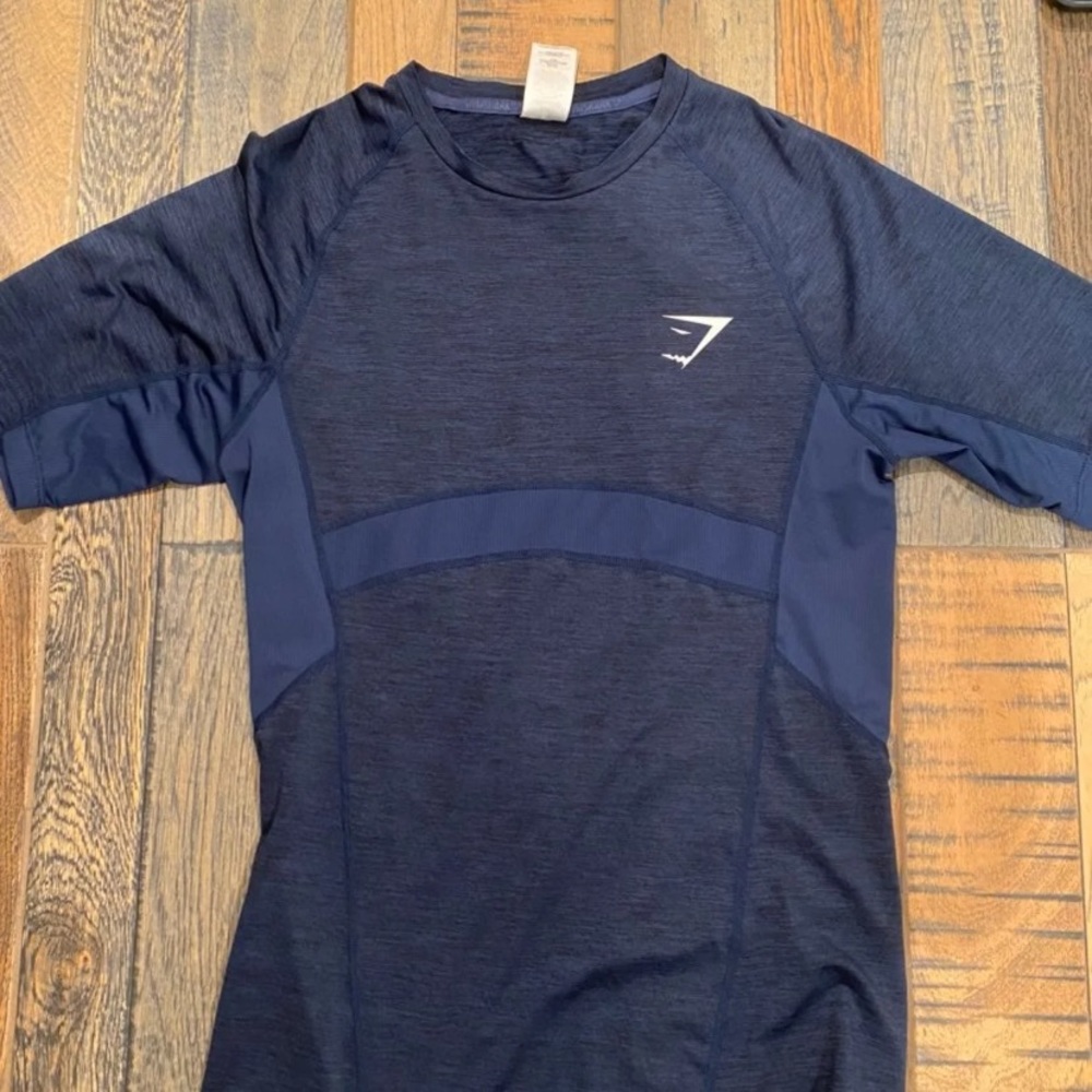 Gymshark element baselayer compression shirt.